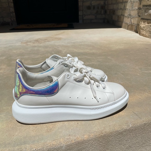 Alexander McQueen oversized sneaker 44 11 us eu iridescent blue rare. No box - Picture 2 of 8
